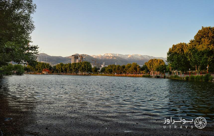 مجوز ماهیگیری در دریاچه ارم